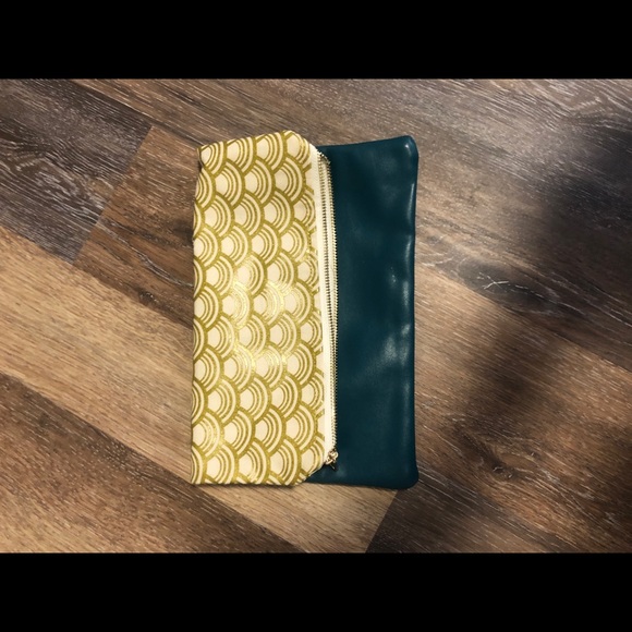 Kahulale’a fold over mermaid clutch - Picture 5 of 5